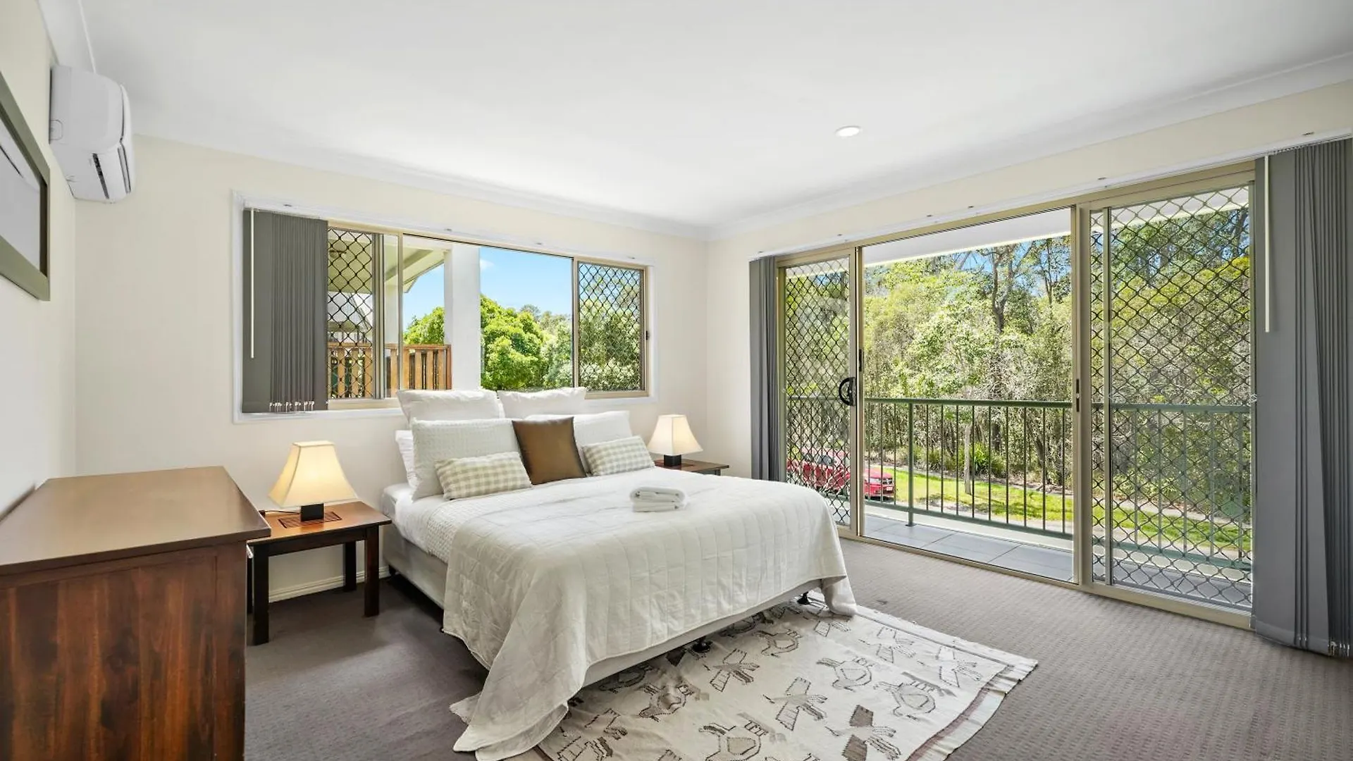 Apartment 5Bdr 2Bth Bushland Home Coomera Australia