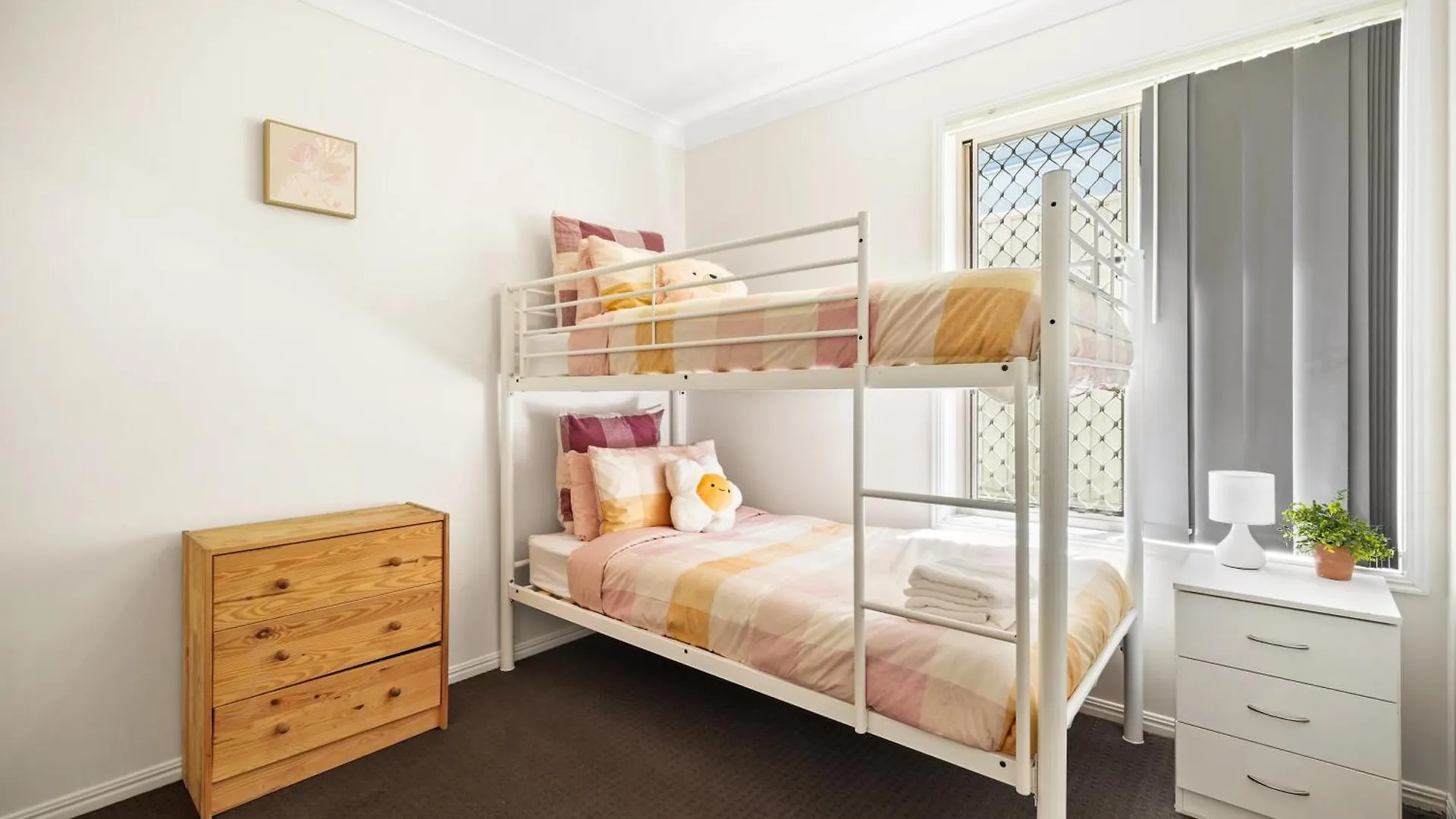 Apartment 5Bdr 2Bth Bushland Home Coomera