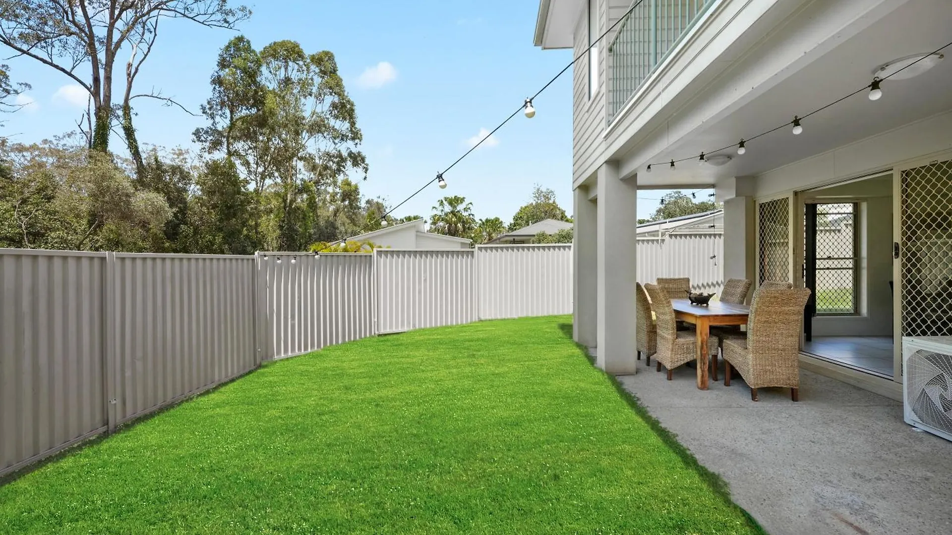 5Bdr 2Bth Bushland Home Coomera